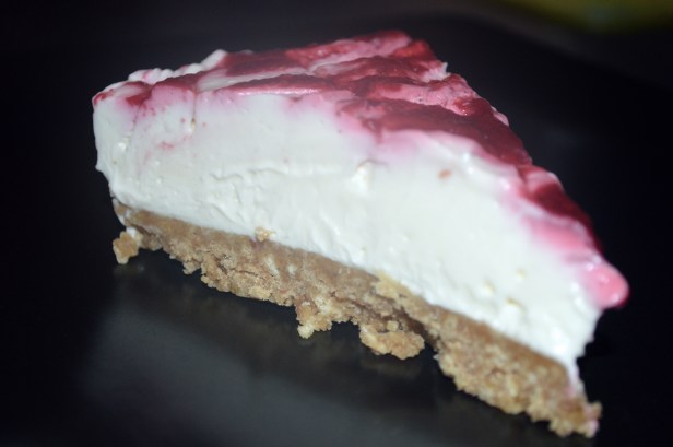 No Bake Cheesecake with raspberry coulis