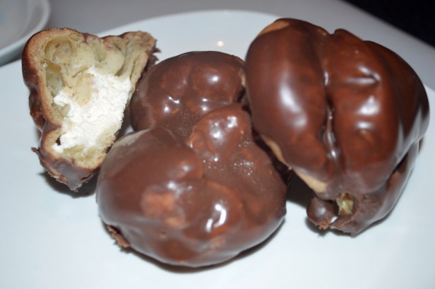 PROFITEROLES