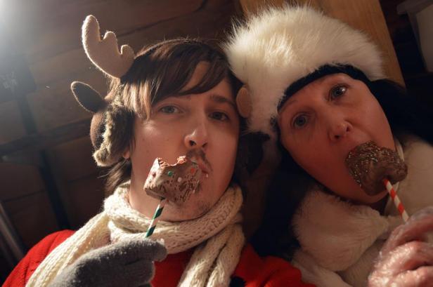 marshmallo pop eating