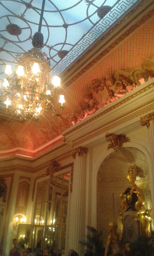 36396314_2107746552601352_5757386394519470080_n