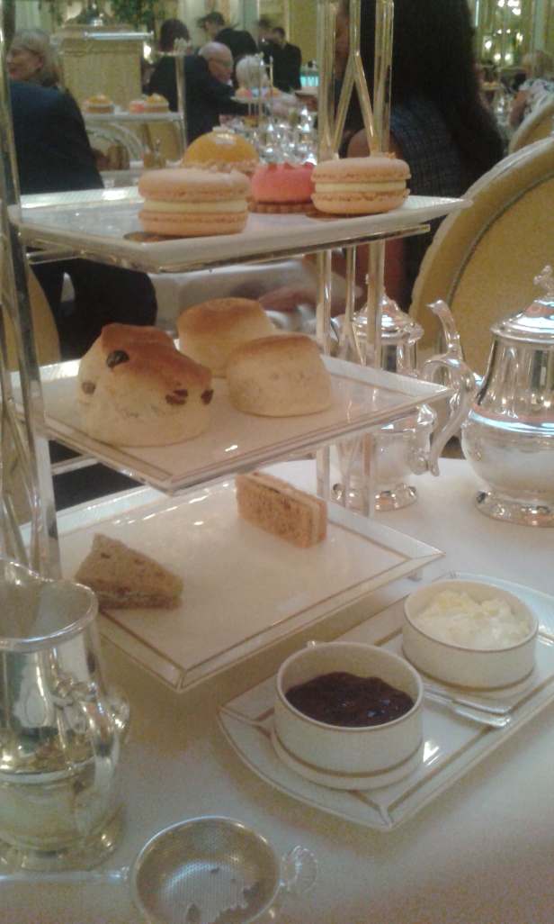 36449835_2107746905934650_3325542290520276992_n